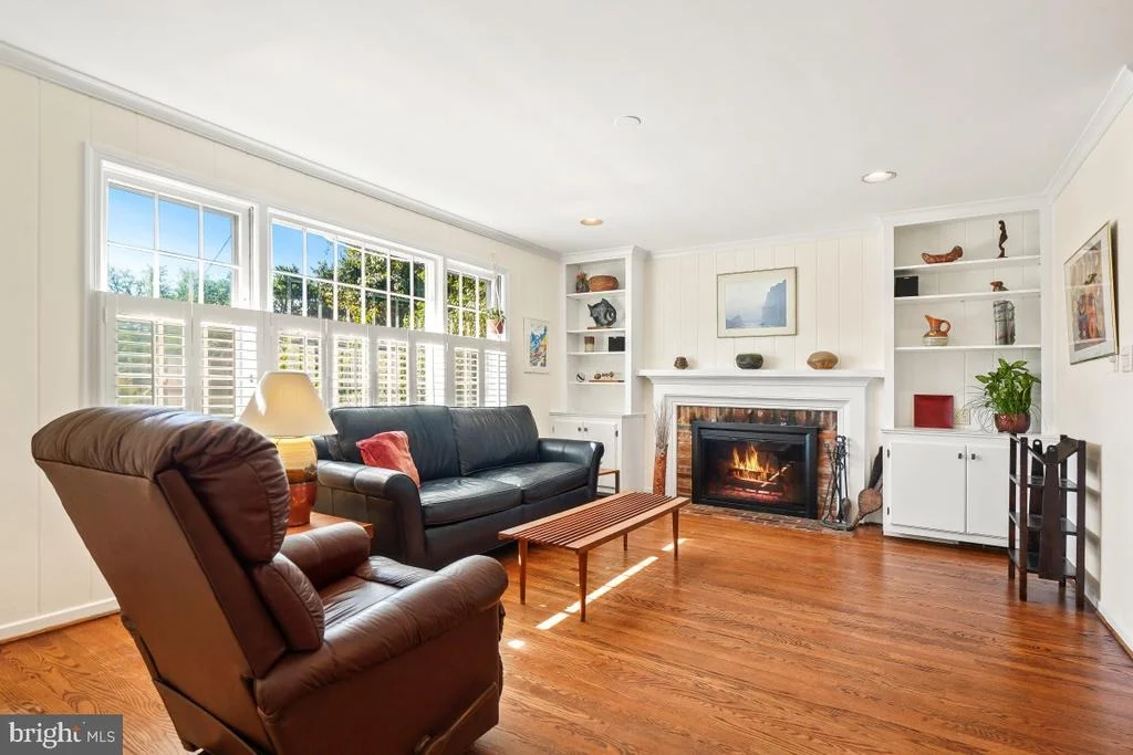 Photo of 7214 POMANDER LANE