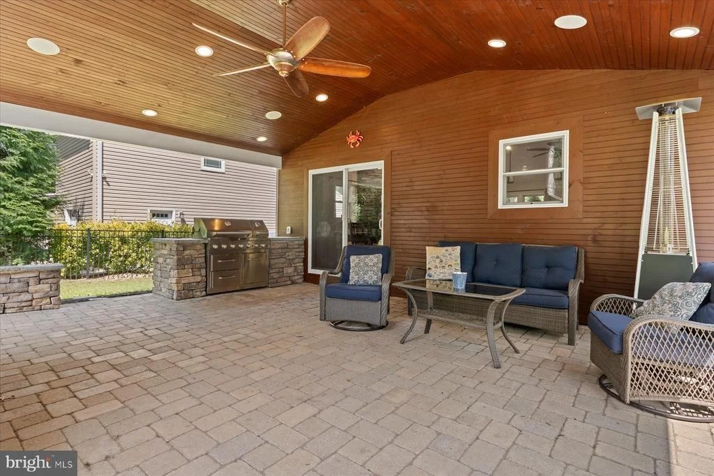 Photo of 1134 VALLEY DRIVE