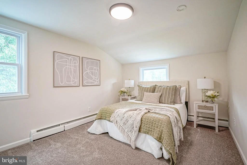 Photo of 299 HICKSTOWN ROAD