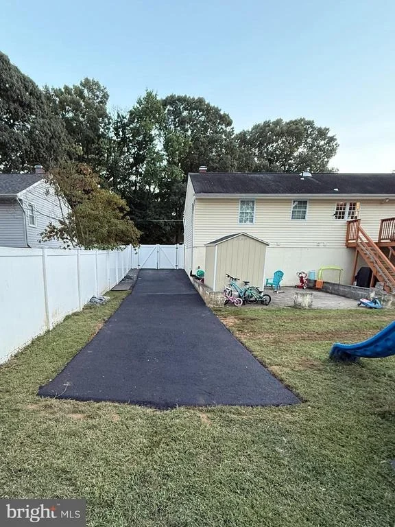 Photo of 982 HIGHPOINT DRIVE