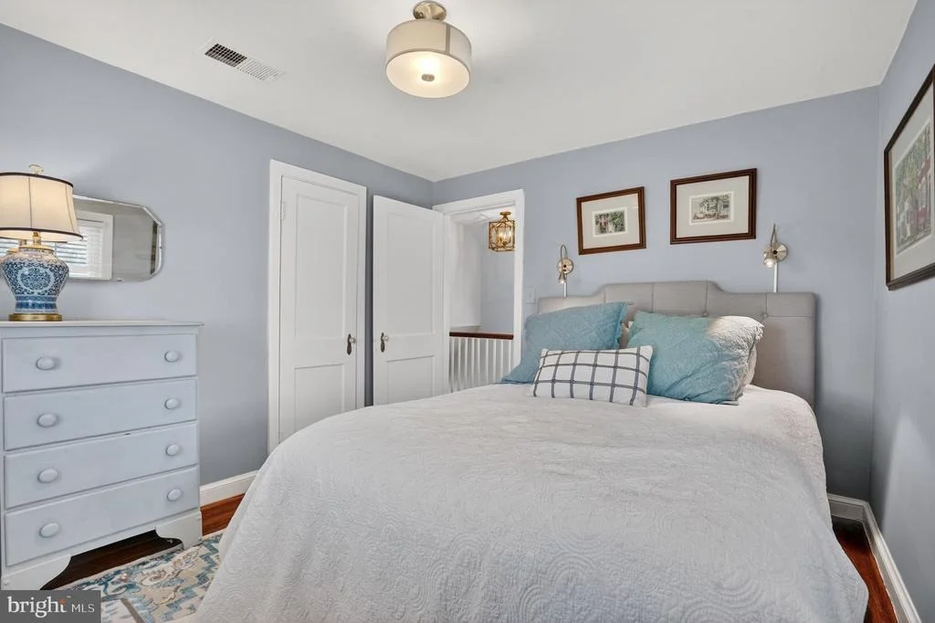 Photo of 1210 W BRADDOCK ROAD
