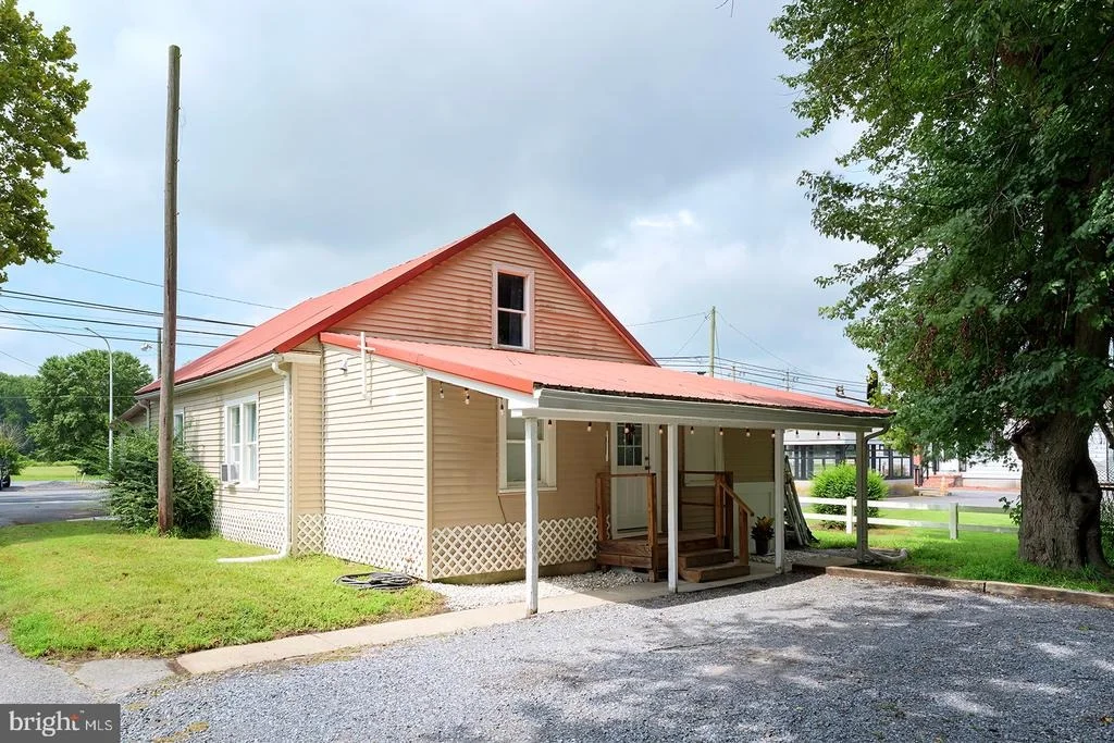 Photo of 21731 ZOAR ROAD