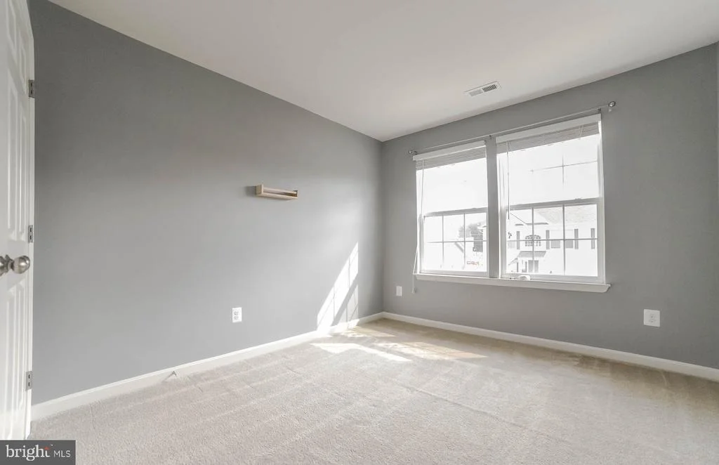 Photo of 22274 SCOTT CIRCLE