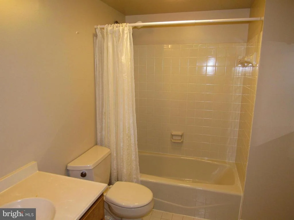 Photo of 6700 HUNTSMAN BOULEVARD