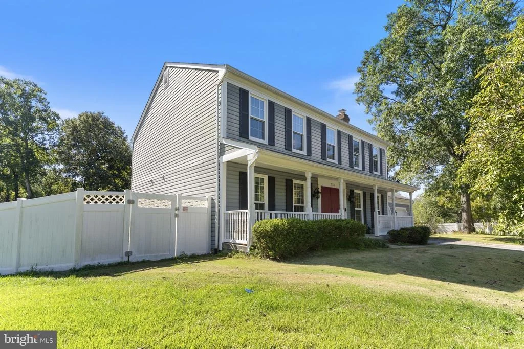 Photo of 735 EVERGREEN ROAD