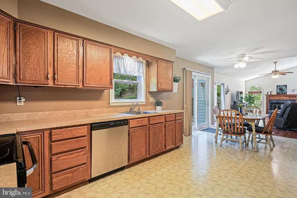 Photo of 8262 RIPPLING BRANCH ROAD