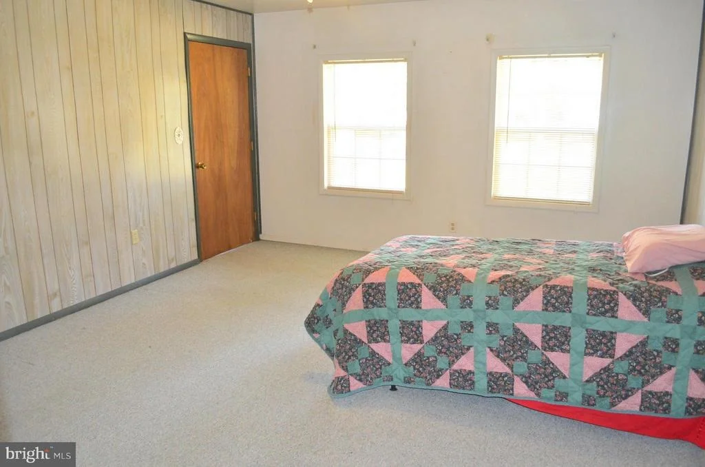 Photo of 8907 YORKSHIRE LANE