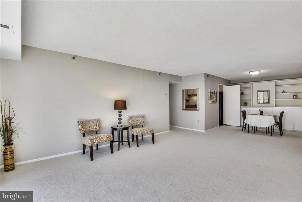 Photo of Unit 610 at 15107 INTERLACHEN DRIVE