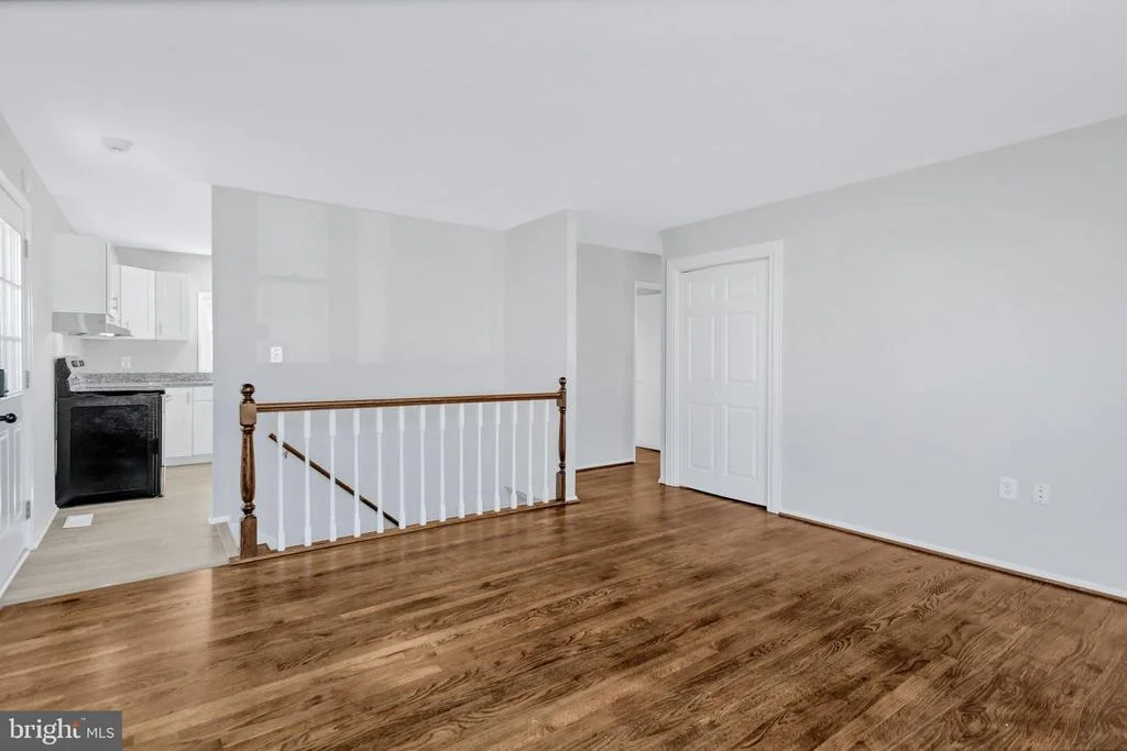 Photo of 362 OLD LINE AVENUE