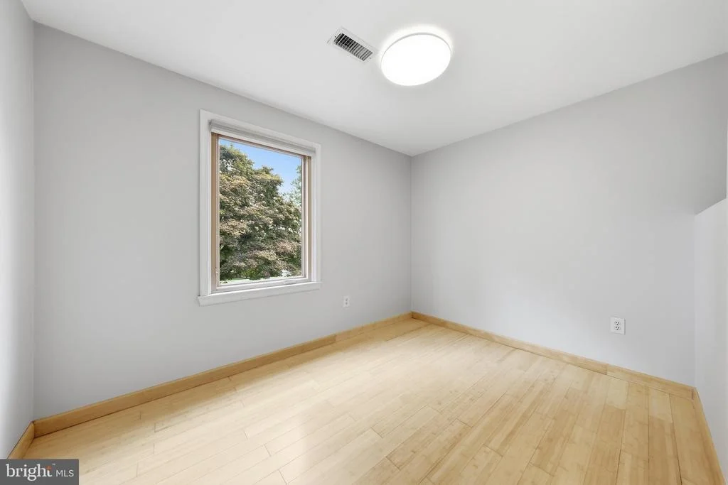 Photo of 6113 ELAINE DRIVE