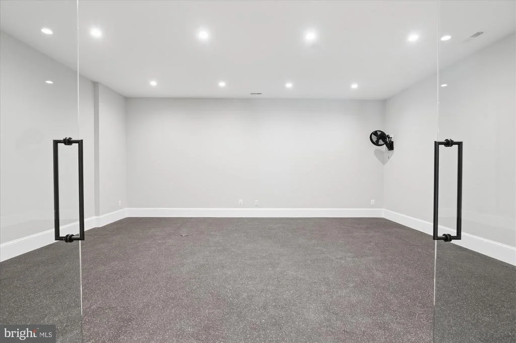 Photo of 8912 GALLANT GREEN DRIVE