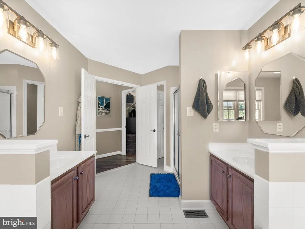 Photo of 708 LONGBOW ROAD