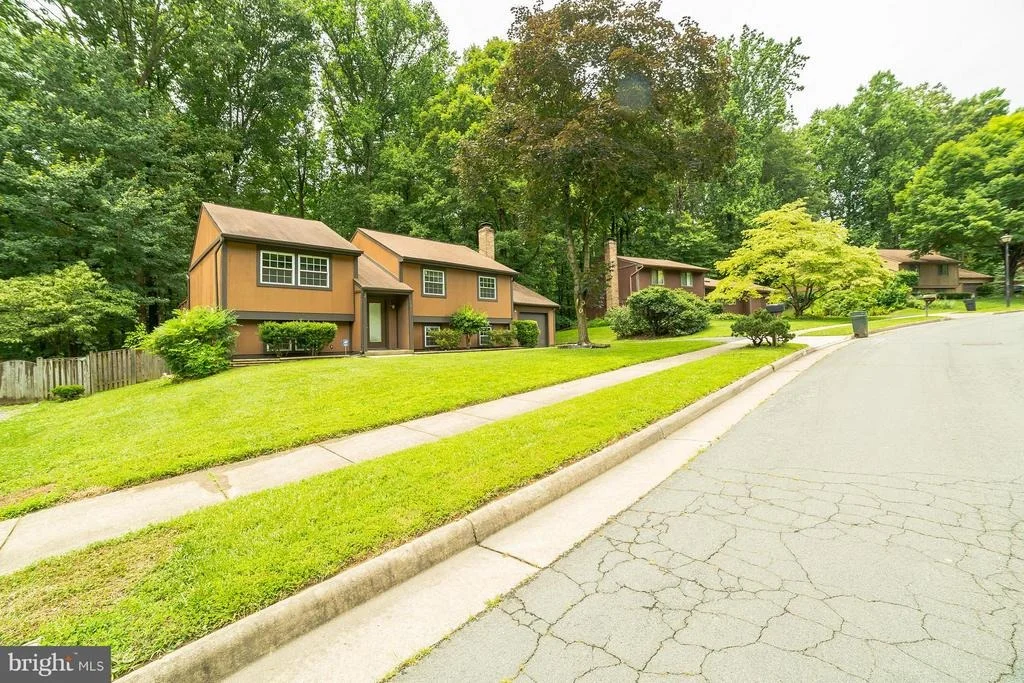 Photo of 7908 HILL STREAM COURT