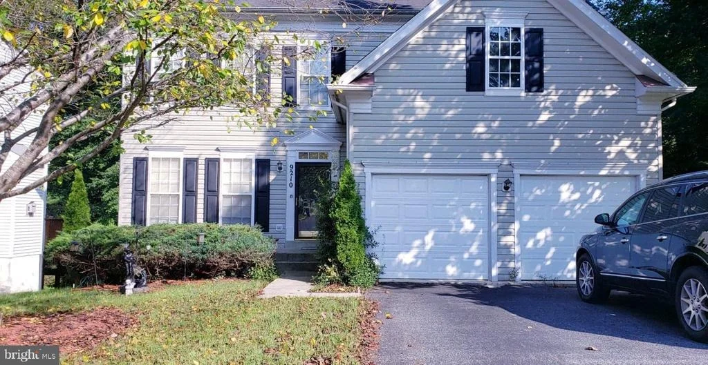 Photo of 9210 FOX PARK ROAD