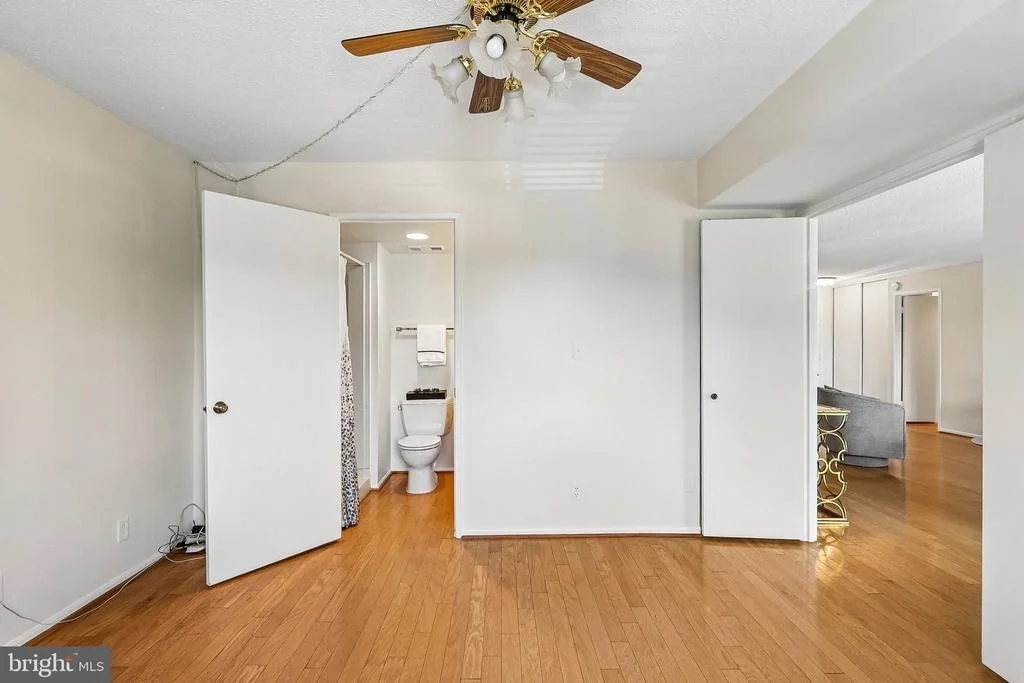 Photo of Unit 409 at 5901 MOUNT EAGLE DRIVE