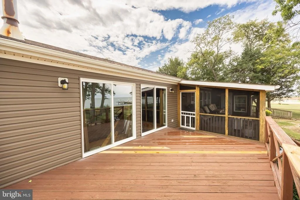 Photo of 7940 RIVERVIEW ROAD
