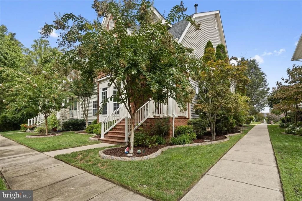 Photo of 5931 EMBRY SPRING LANE