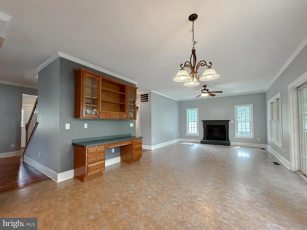 Photo of 40777 CENTER 40 CIRCLE