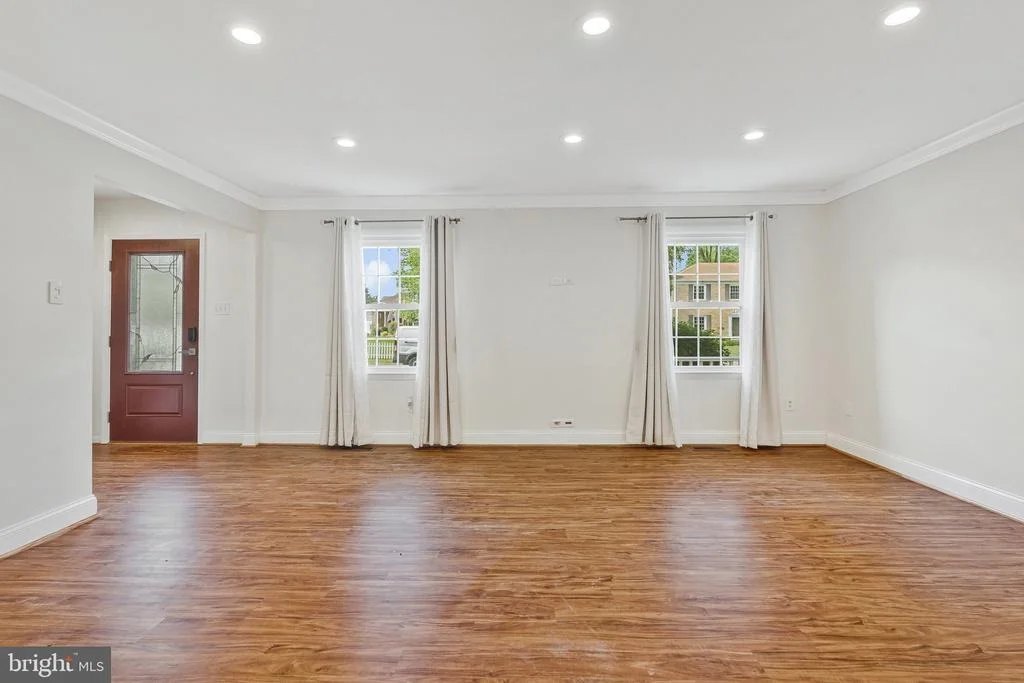 Photo of 1107 TREESIDE LANE