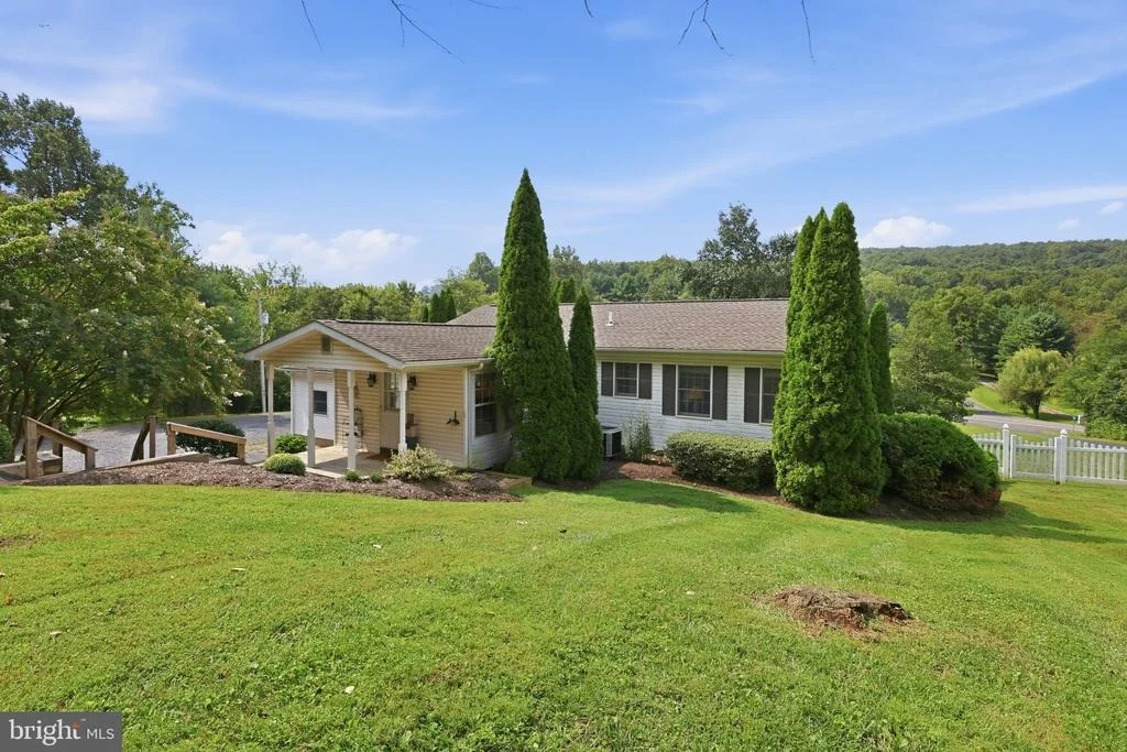 Photo of 4507 REMOUNT ROAD
