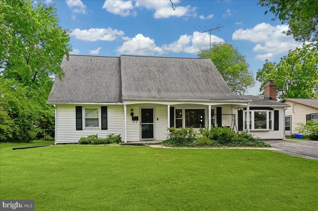Photo of 2615 KENNISON LANE