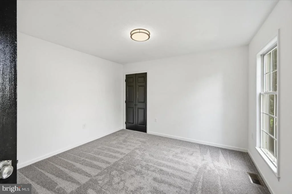 Photo of 102 ROMNEY PLACE