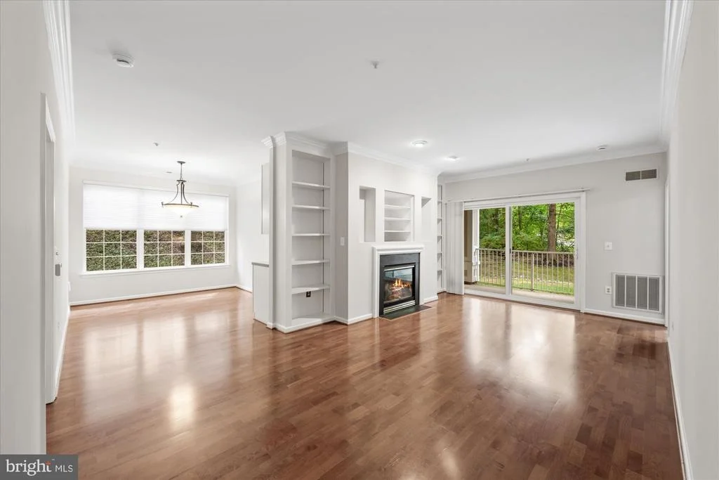 Photo of Unit 102 at 20903 CEDARPOST SQUARE