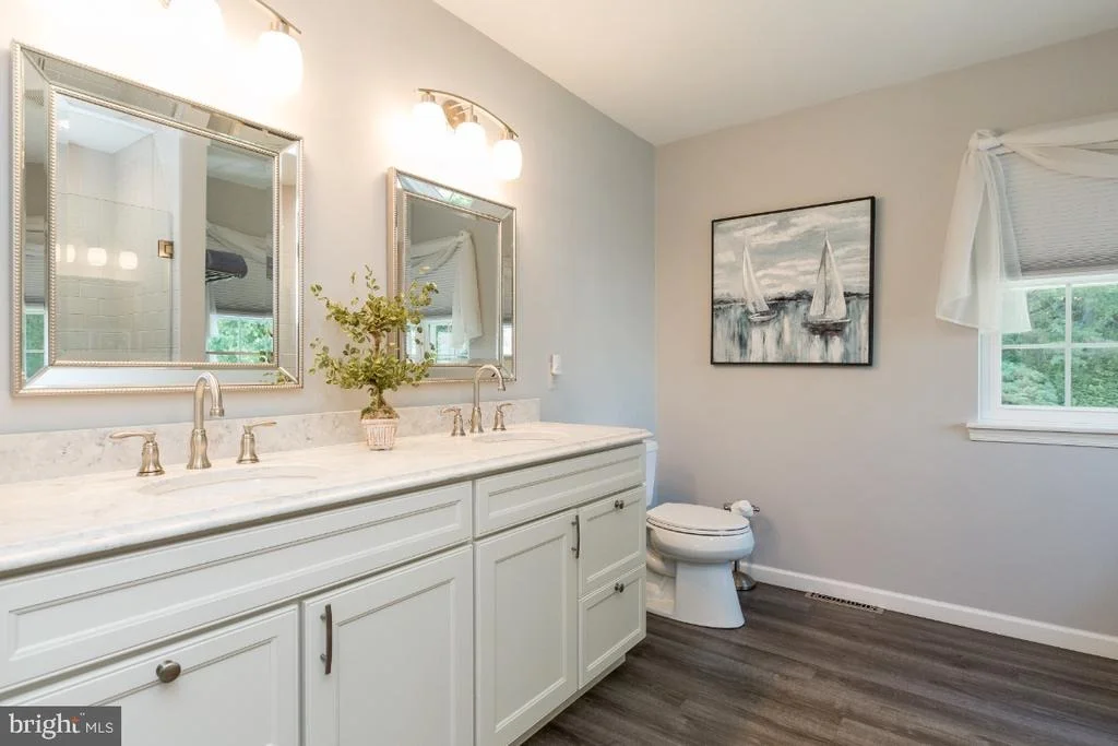 Photo of 4062 LOMAR DRIVE