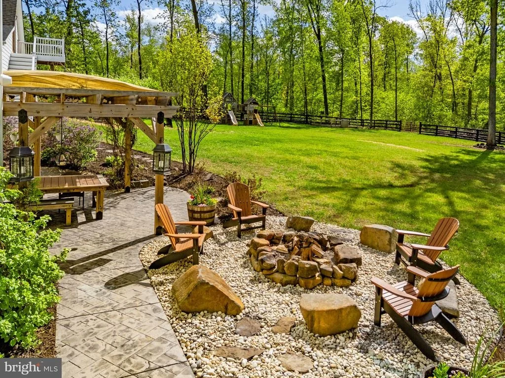 Photo of 8794 BUCKLAND MILL ROAD