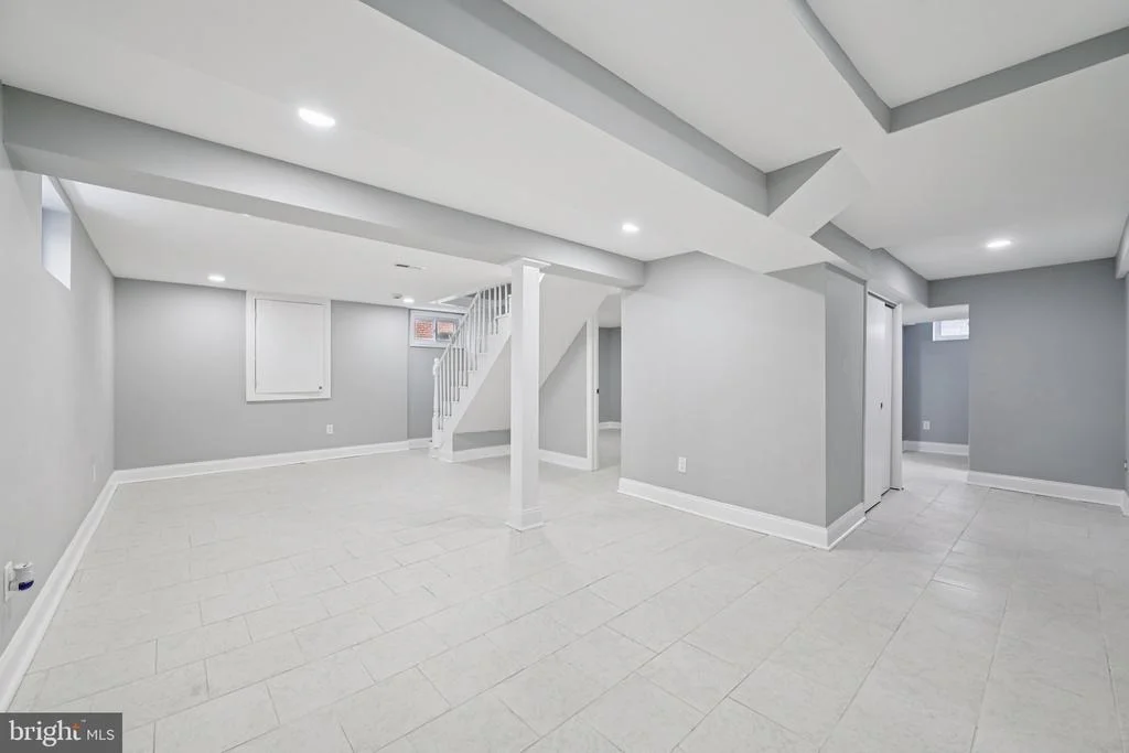 Photo of 4902 GILRAY DRIVE