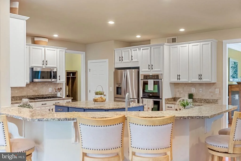 Photo of 6518 DEBHILL LANE