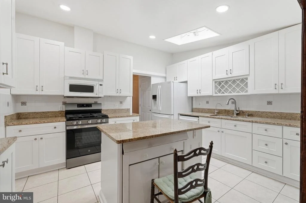 Photo of 7305 BROOKCREST PLACE