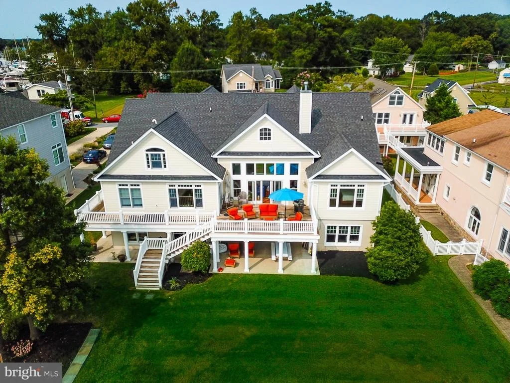 Photo of 3539 BAY DRIVE