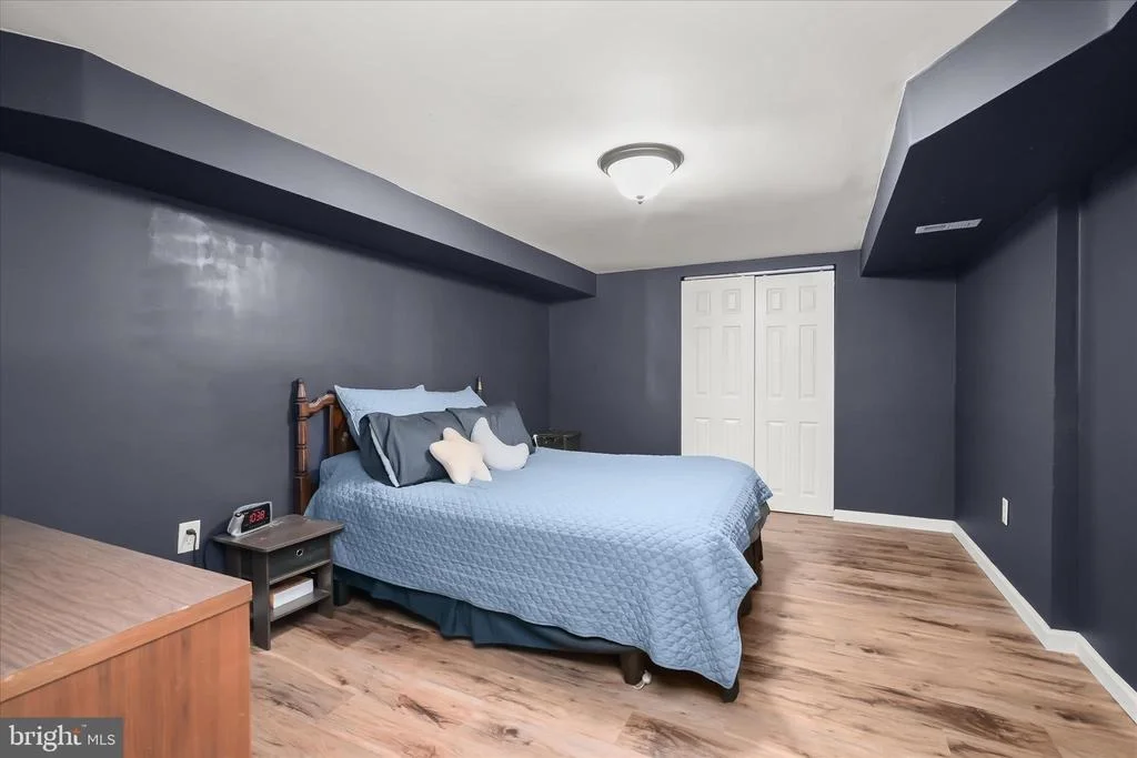 Photo of 7403 LOCUST DRIVE