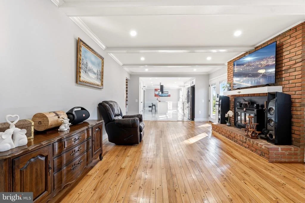 Photo of 8701 LOCHAVEN DRIVE