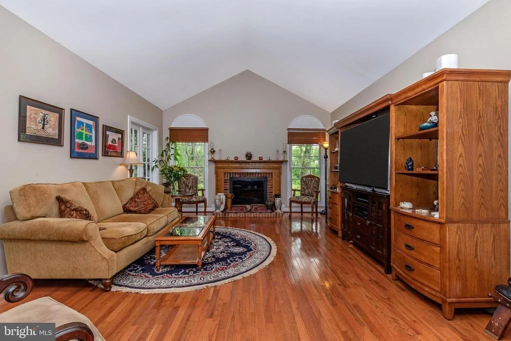 Photo of 19834 FALLING SPRING COURT
