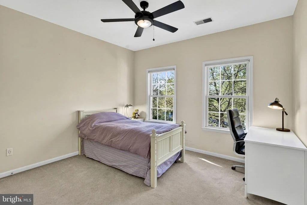 Photo of 42758 GLENSIDE DRIVE