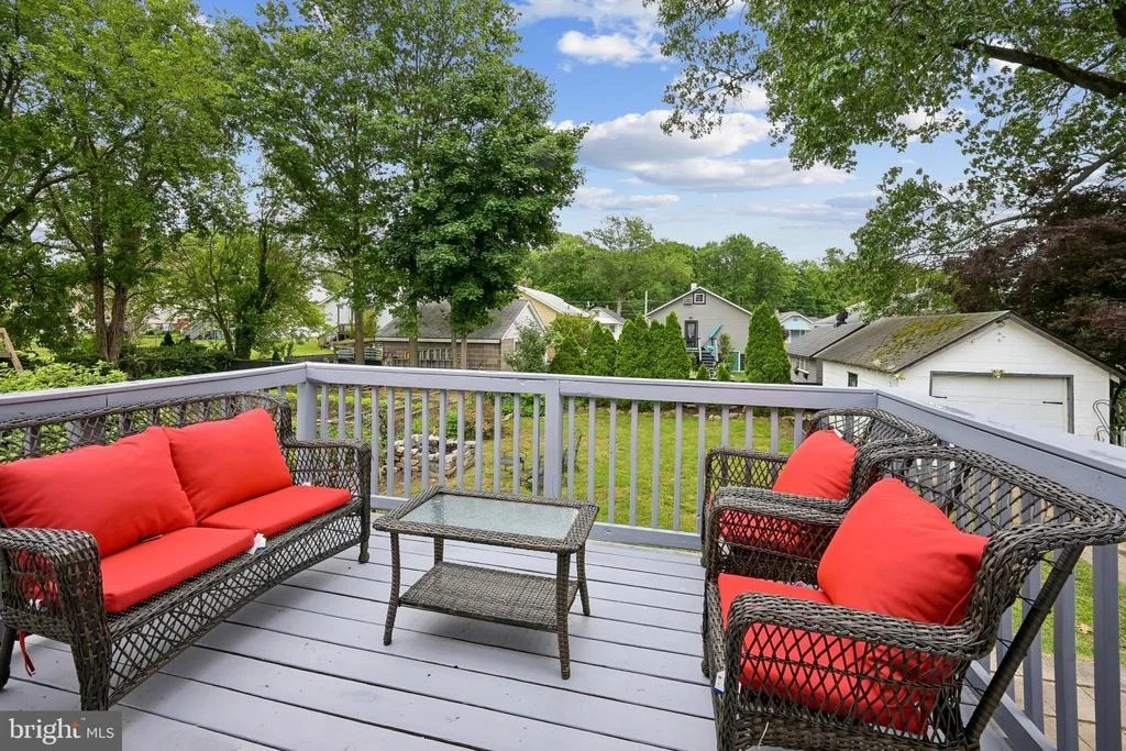 Photo of 211 BARLOW AVENUE