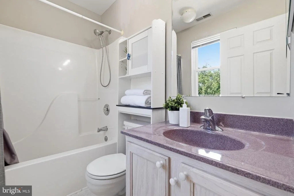 Photo of 426 RIVERSIDE DRIVE