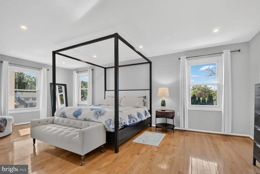 Photo of 9 RICHVIEW COURT