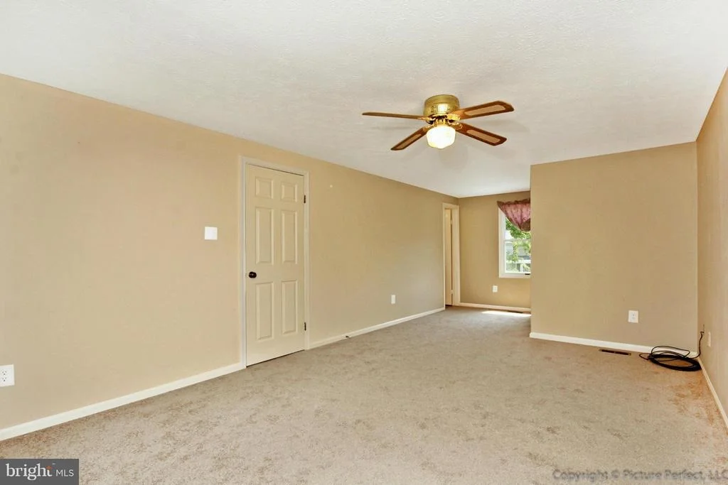Photo of 577 BINFORD COURT