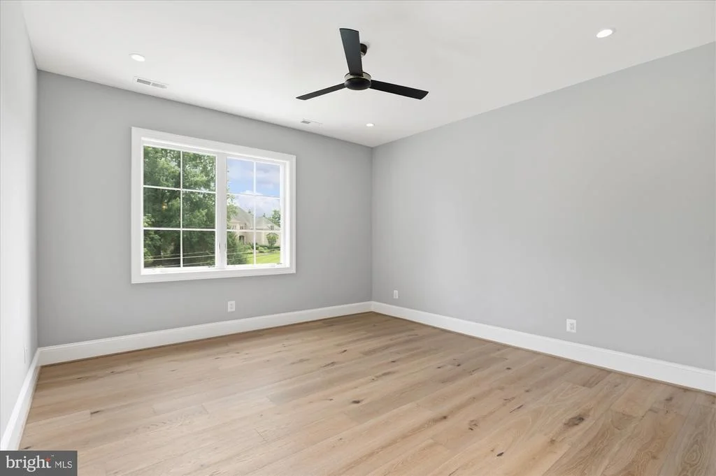 Photo of 8912 GALLANT GREEN DRIVE
