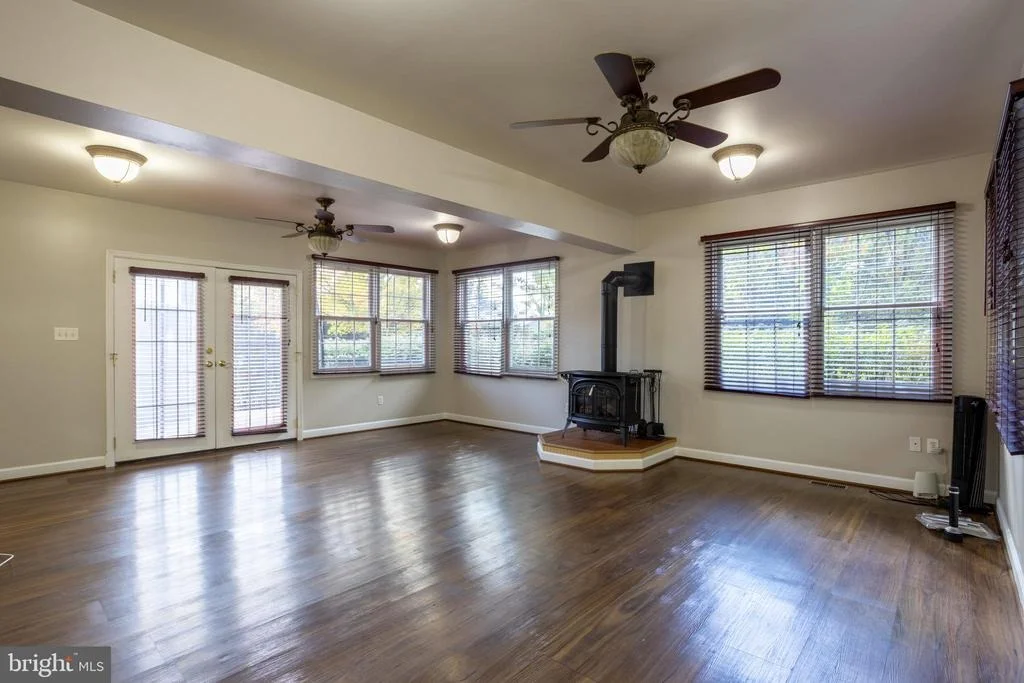 Photo of 3306 LABYRINTH ROAD
