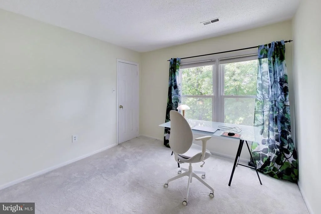 Photo of 2421 PONDSIDE TERRACE