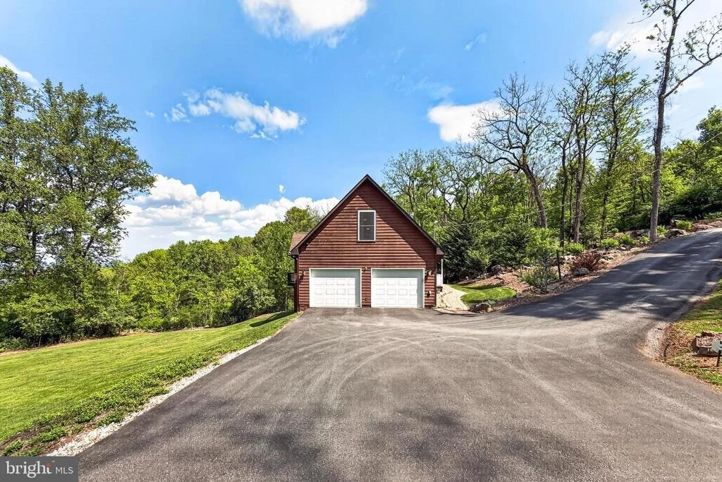 Photo of 717 BRAGG DRIVE