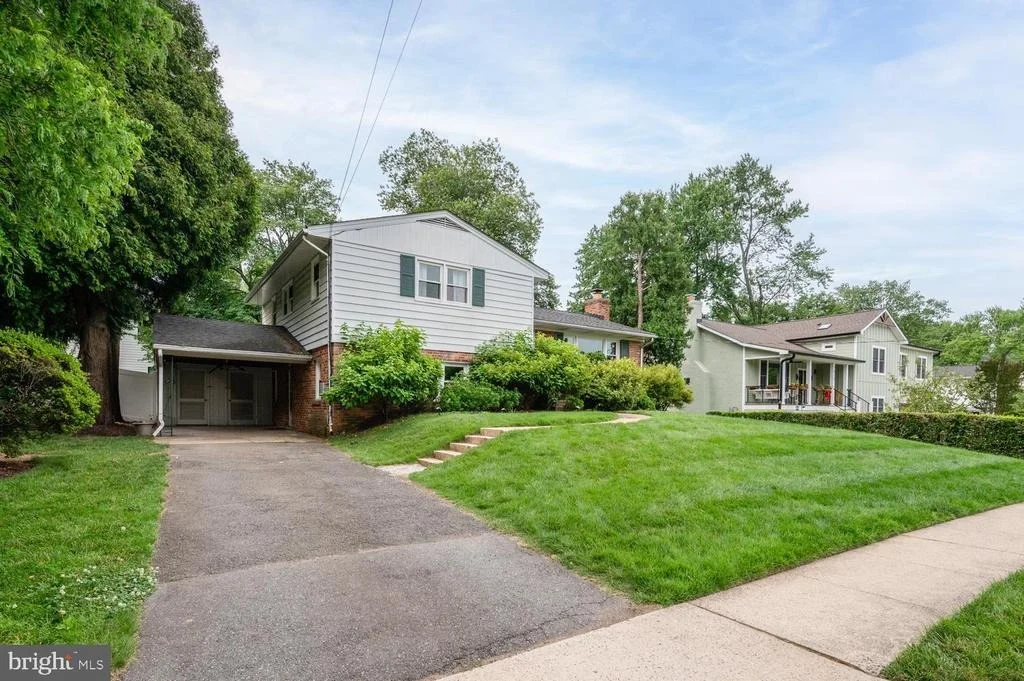 Photo of 7011 SEA CLIFF ROAD
