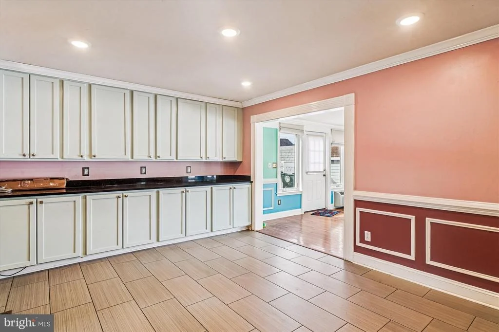 Photo of 417 WHITE OAK PLACE