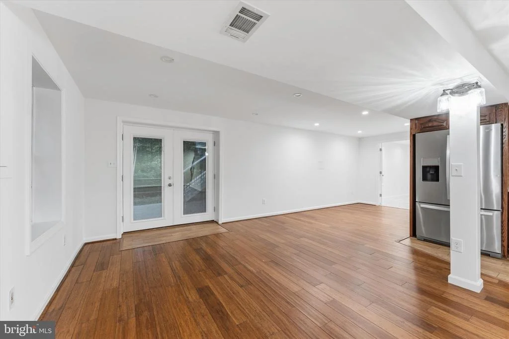 Photo of 15251 EAGLE TAVERN WAY