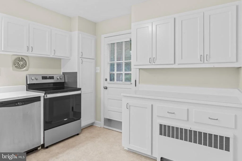 Photo of 12131 WAPLES MILL ROAD