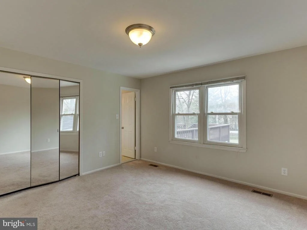 Photo of 5306 CROWN POINT ROAD